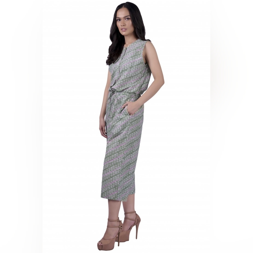 Batik Melati cinch waist sleeveless button jumpsuit olive green - Picture 11 of 16